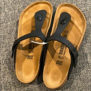 Birkenstock Gizeh in excellent condition